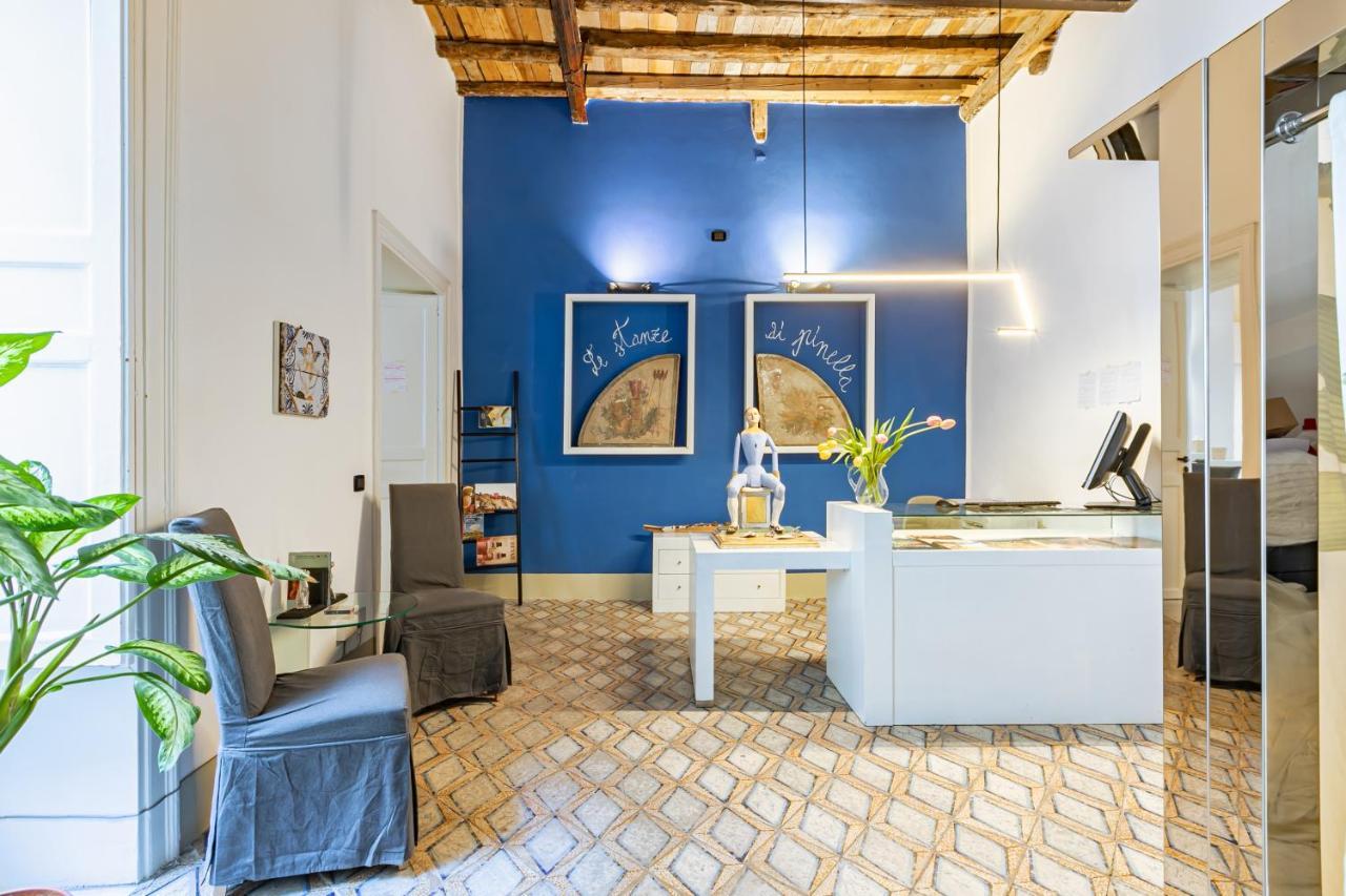 Palazzo Cavarretta - Pinella'S Rooms And Apartment Palermo Dış mekan fotoğraf